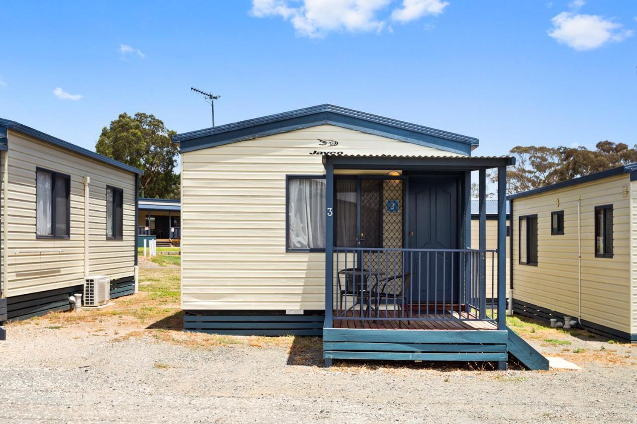 Goulburn South Caravan Park Екстер'єр фото