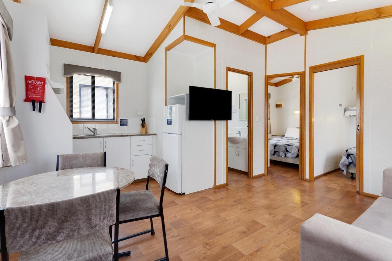 Goulburn South Caravan Park Екстер'єр фото