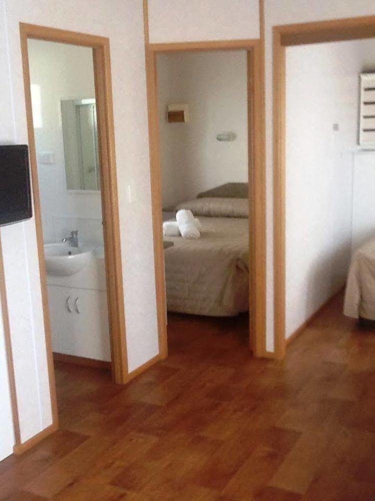 Goulburn South Caravan Park Екстер'єр фото